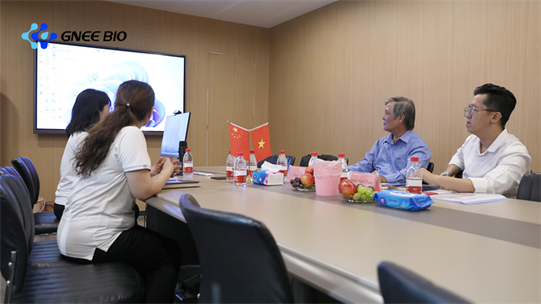 Gnee BIO Client Visits